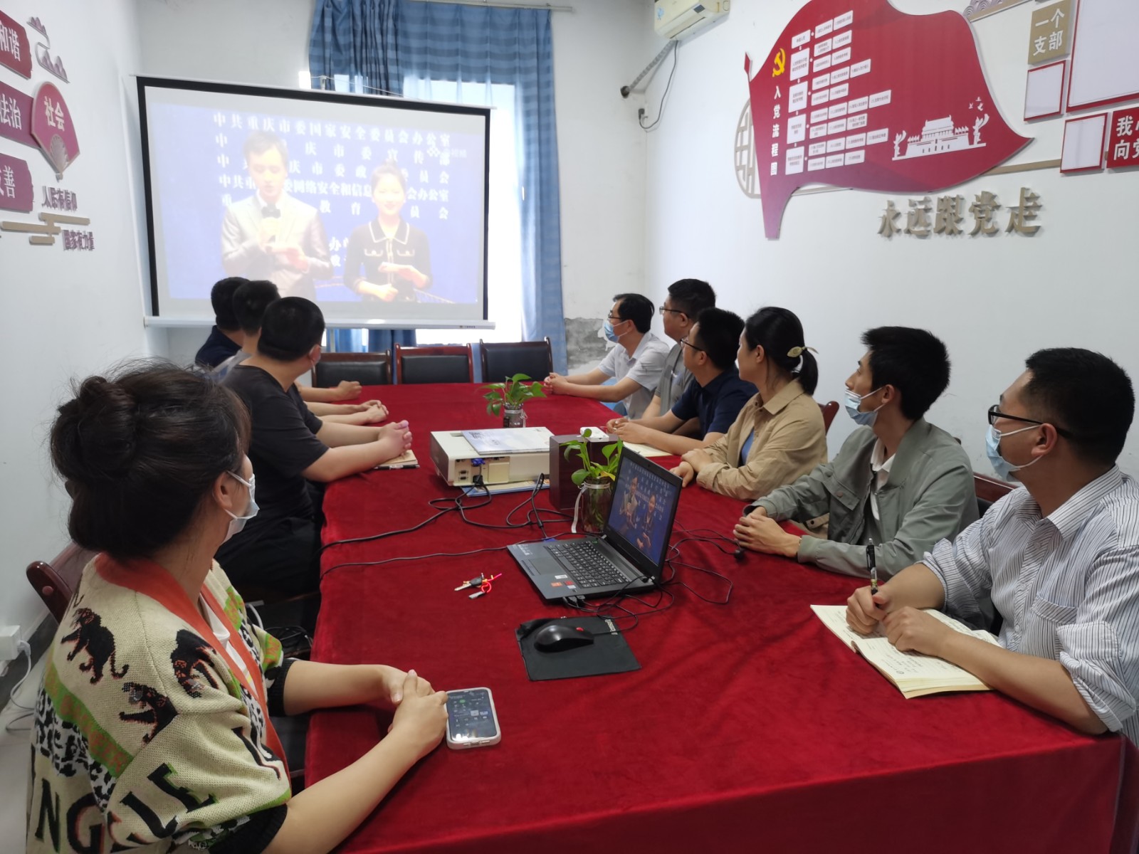 教师.jpg 教师.jpg